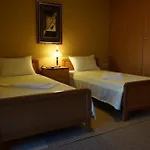 Гостевой дом Pinotsi Rooms
