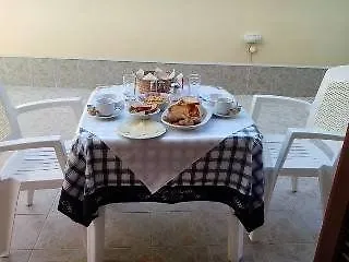 בית הארחה Pinotsi 3*