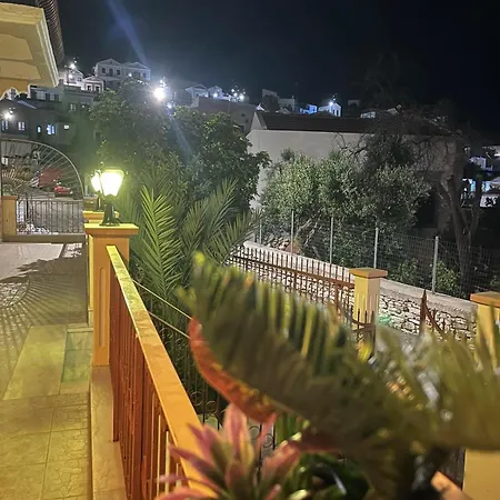 Pinotsi Rooms Village Symi