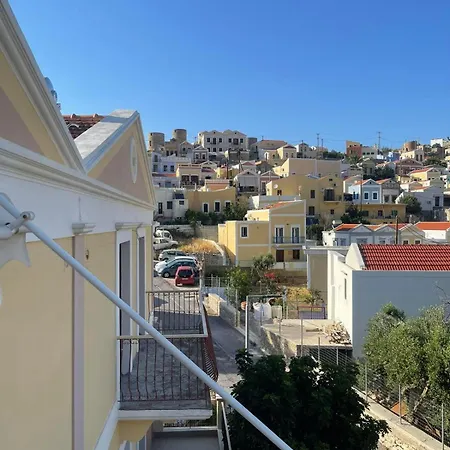 Pinotsi Symi