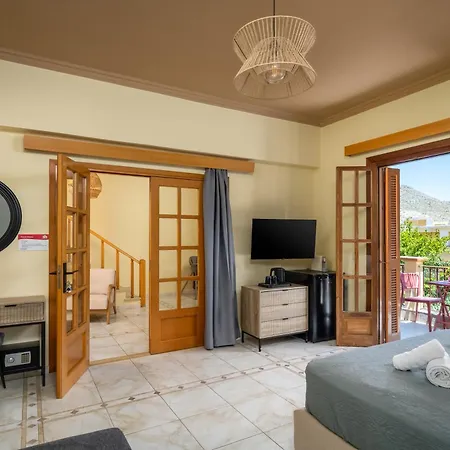 Pinotsi Village 3* Сими