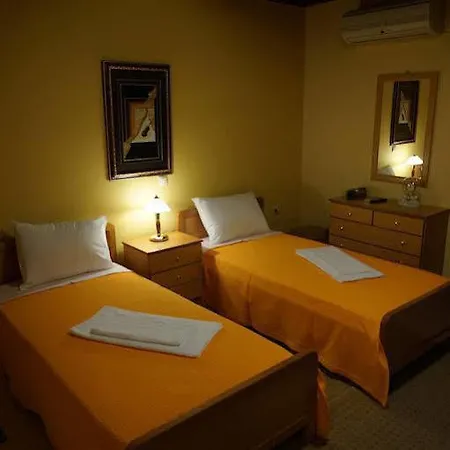 招待所 Pinotsi 锡米