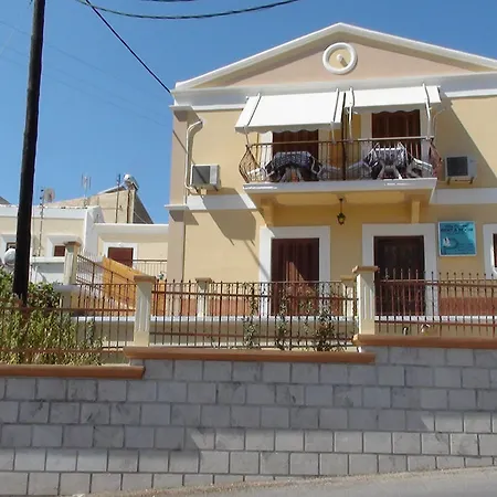 בית הארחה Pinotsi Rooms