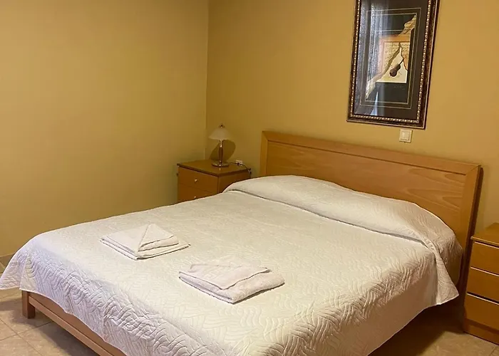 بيت ضيافة Pinotsi سيمي