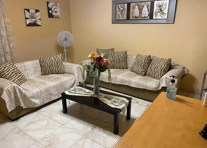 Pinotsi Vendégház Szími